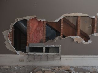 Fire & Water Restoration Services Near Me | Pasadena Eco-friendly equipment used for mold remediation after water damage in Pasadena